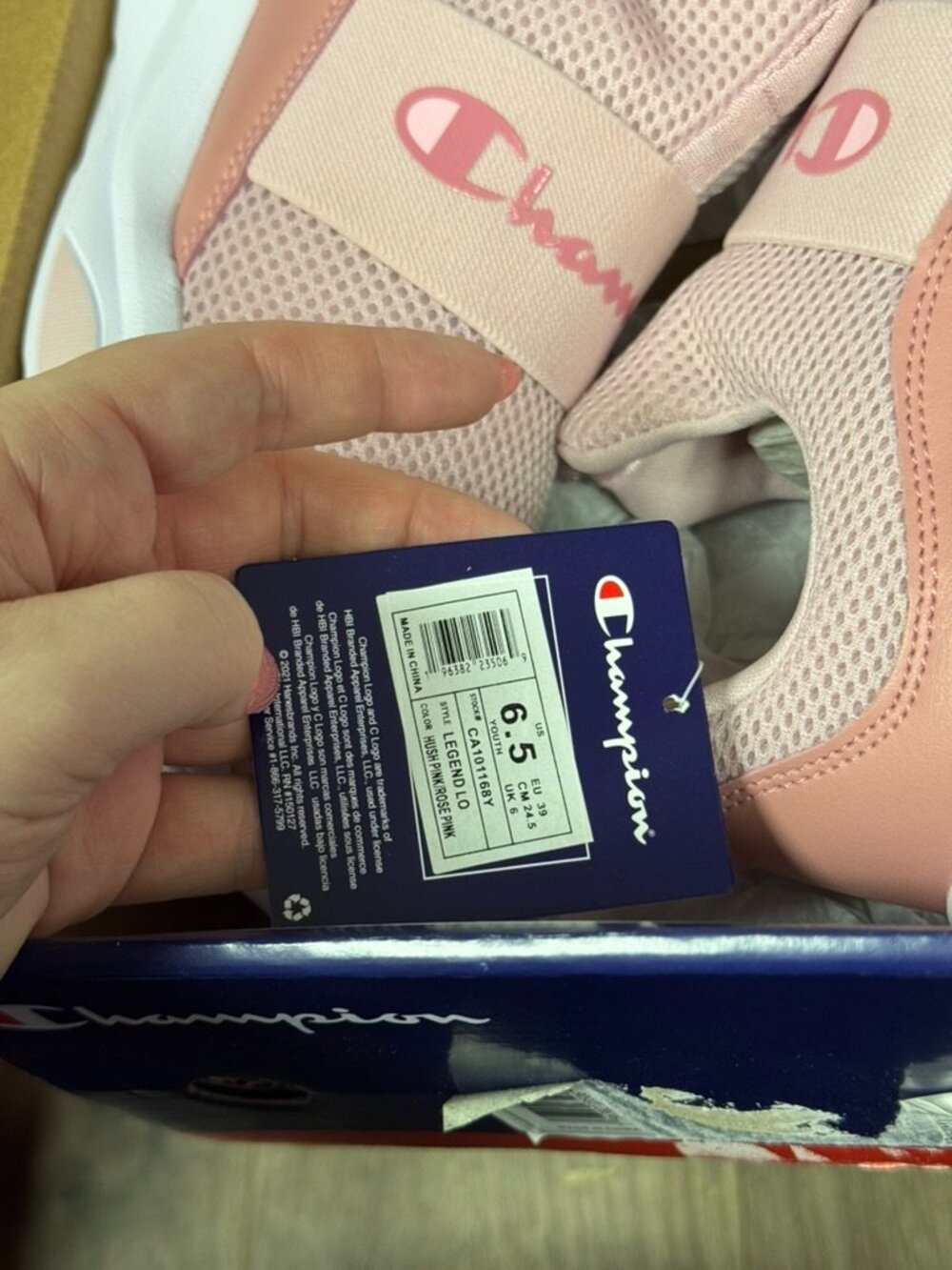 CHAMPION Tennis Shoes Slip Ons Legend Lo Size 6.5Y Big Kids Youth Pink NEW - Picture 9 of 9